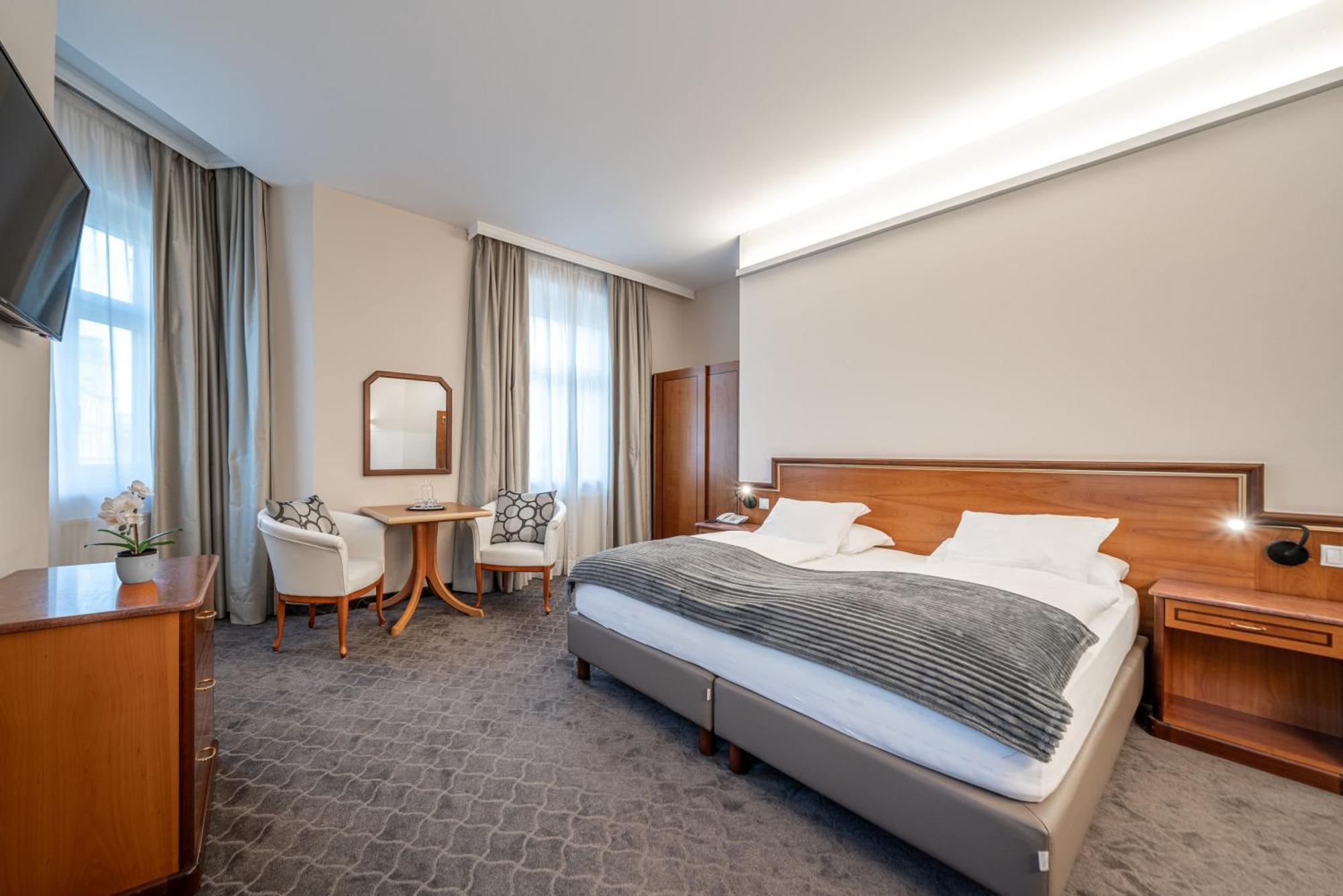 Hotel Neue Post I Self Check-In Innsbruck Extérieur photo
