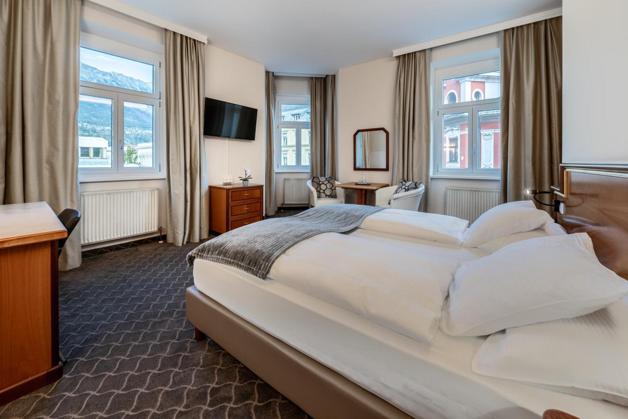 Hotel Neue Post I Self Check-In Innsbruck Extérieur photo