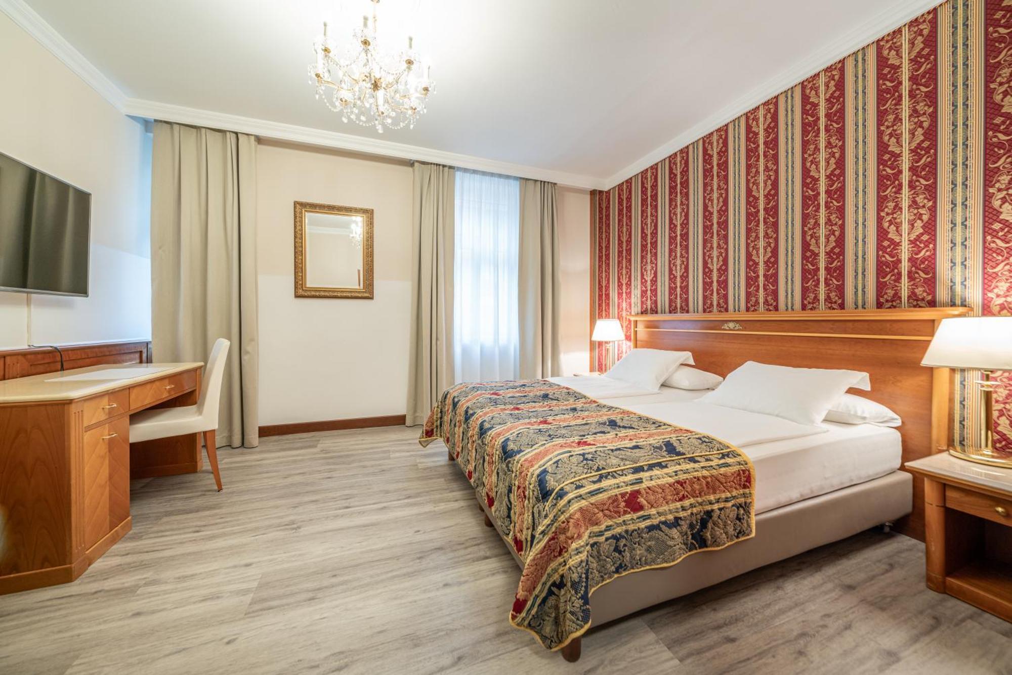 Hotel Neue Post I Self Check-In Innsbruck Extérieur photo