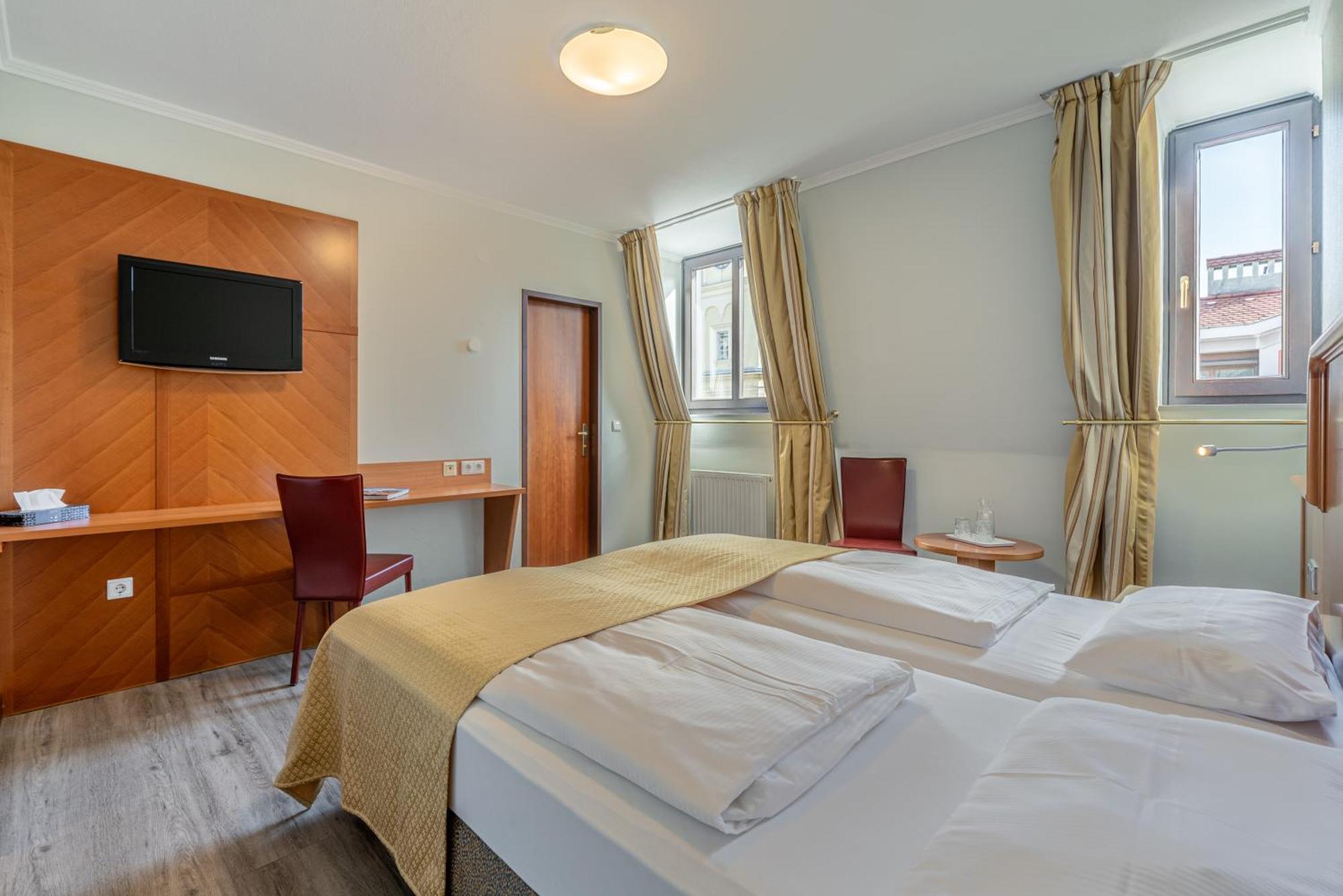 Hotel Neue Post I Self Check-In Innsbruck Extérieur photo