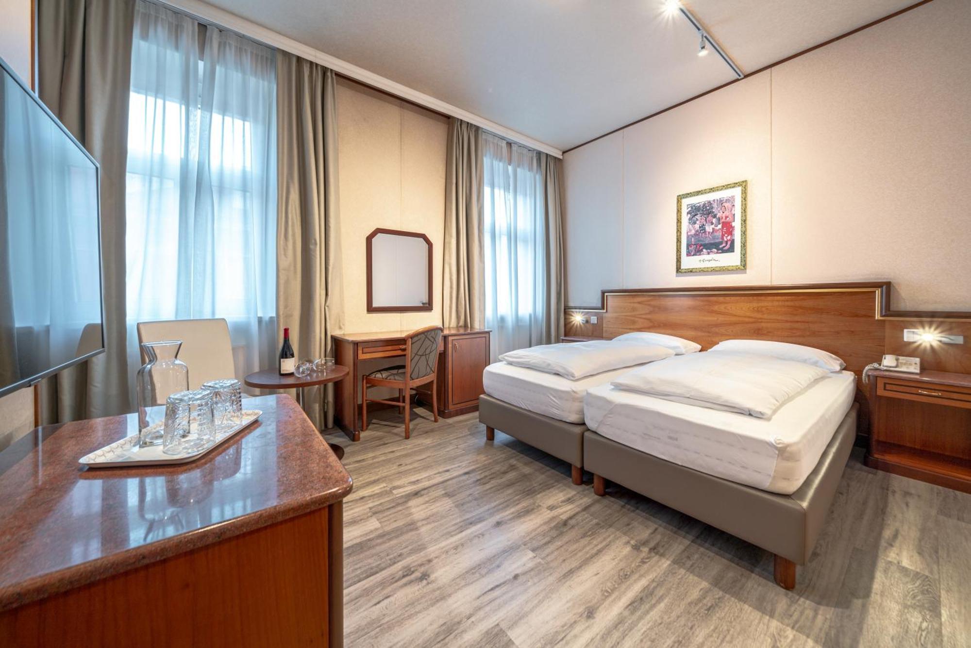 Hotel Neue Post I Self Check-In Innsbruck Extérieur photo